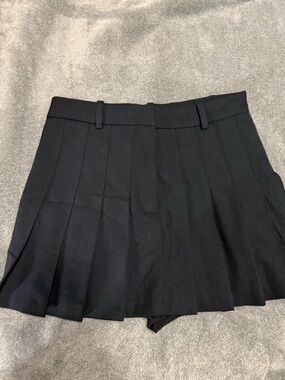 Abercrombie & Fitch tailored flare skirt size M